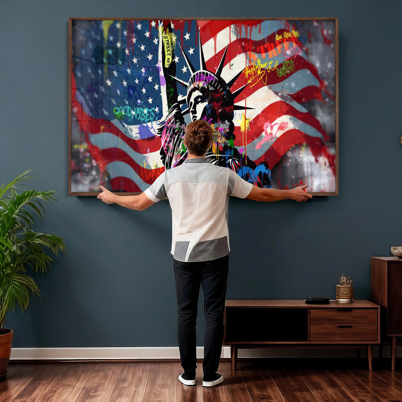 32151941-MGV-CV-36X24 - USA Statue of Liberty Graffiti Street Art Wall Art Canvas Print, American Flag Urban Pop Art Canvas Print, Modern Patriotic Street Art Contemporary Art Printing