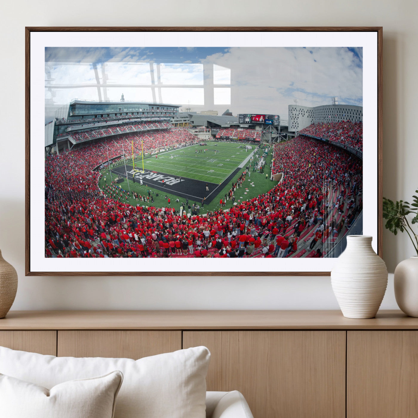 54070-MGV-CV-36X24-Cincinnati Bearcats Football Team Print - Nippert Stadium Wall Art Canvas Print