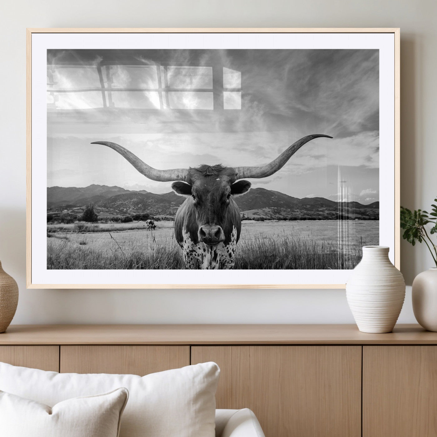 79527-MGC-FP-36x24_Natural-Longhorn Black and White Wall Art – Rustic Western Bull Canvas Print, Farmhouse Country Decor for Living Room, Office or Ranch, Cowboy Wall Artwork