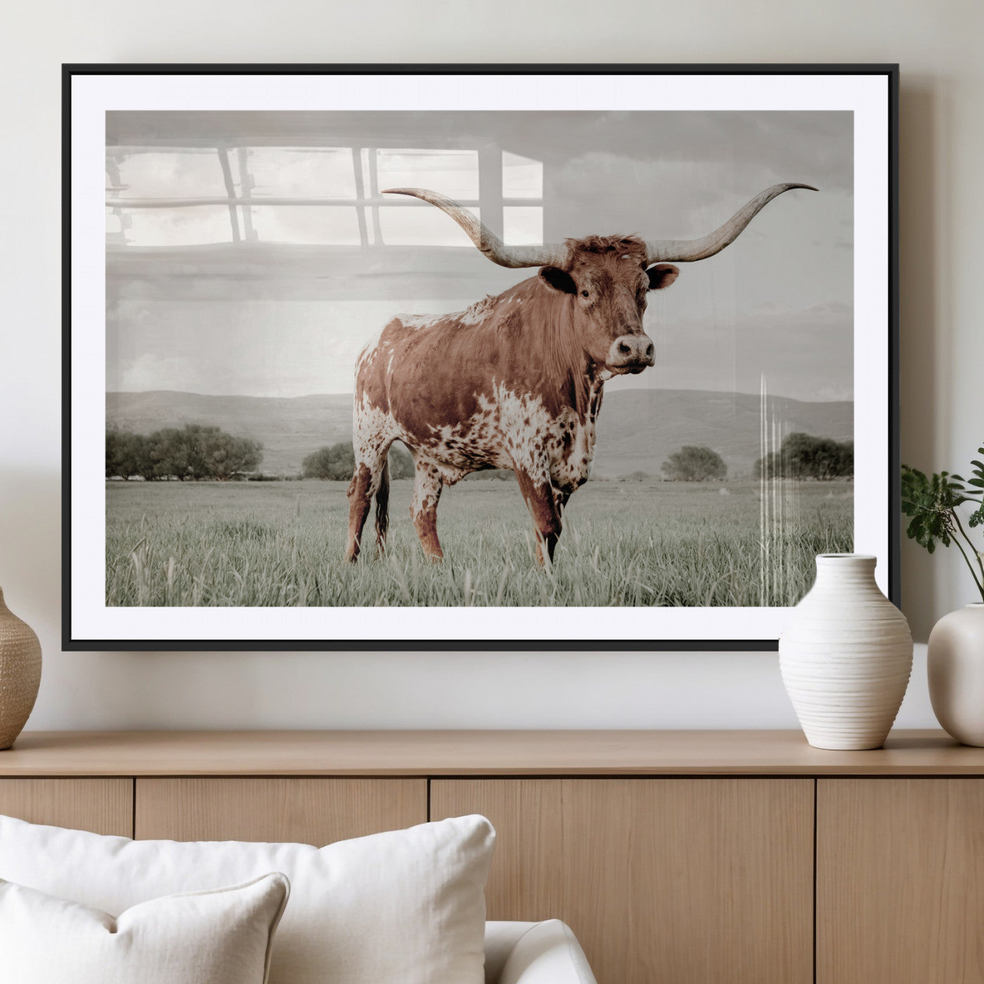 28309012-MGV-CV-36X24 - Texas Longhorn Wall Art Canvas Print, Framed Spotted Cattle Art Picture Print, Horned Bull Perfect Rustic Western Decor Artwork