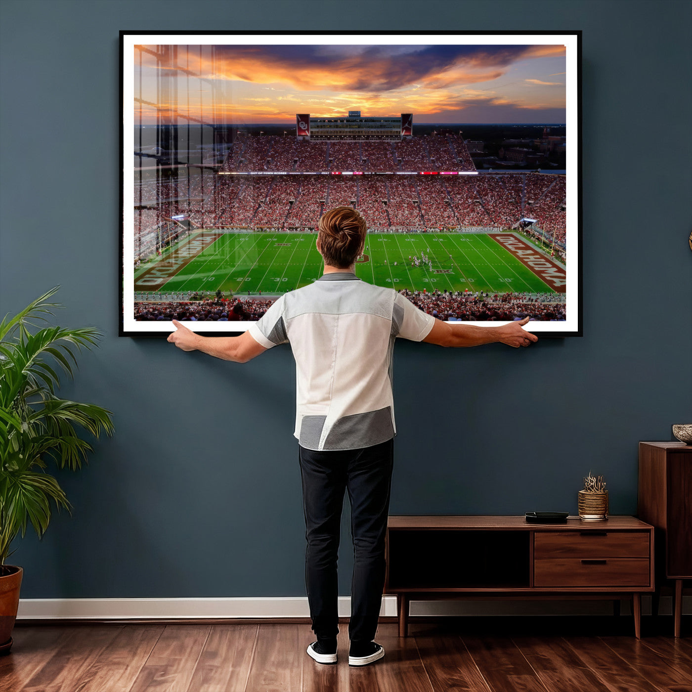 51457497-MGV-CV-36X24 - Oklahoma Sooners Stadium Wall Art Canvas Print, College Football Sunset Game Scene, OU Football Field Panorama Wall Decor