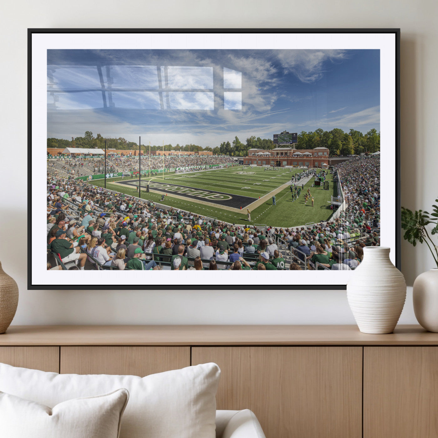 67799-MGV-CV-36X24-University of Charlotte 49ers Football Team Print - Charlotte Jerry Richardson Stadium Canvas Print