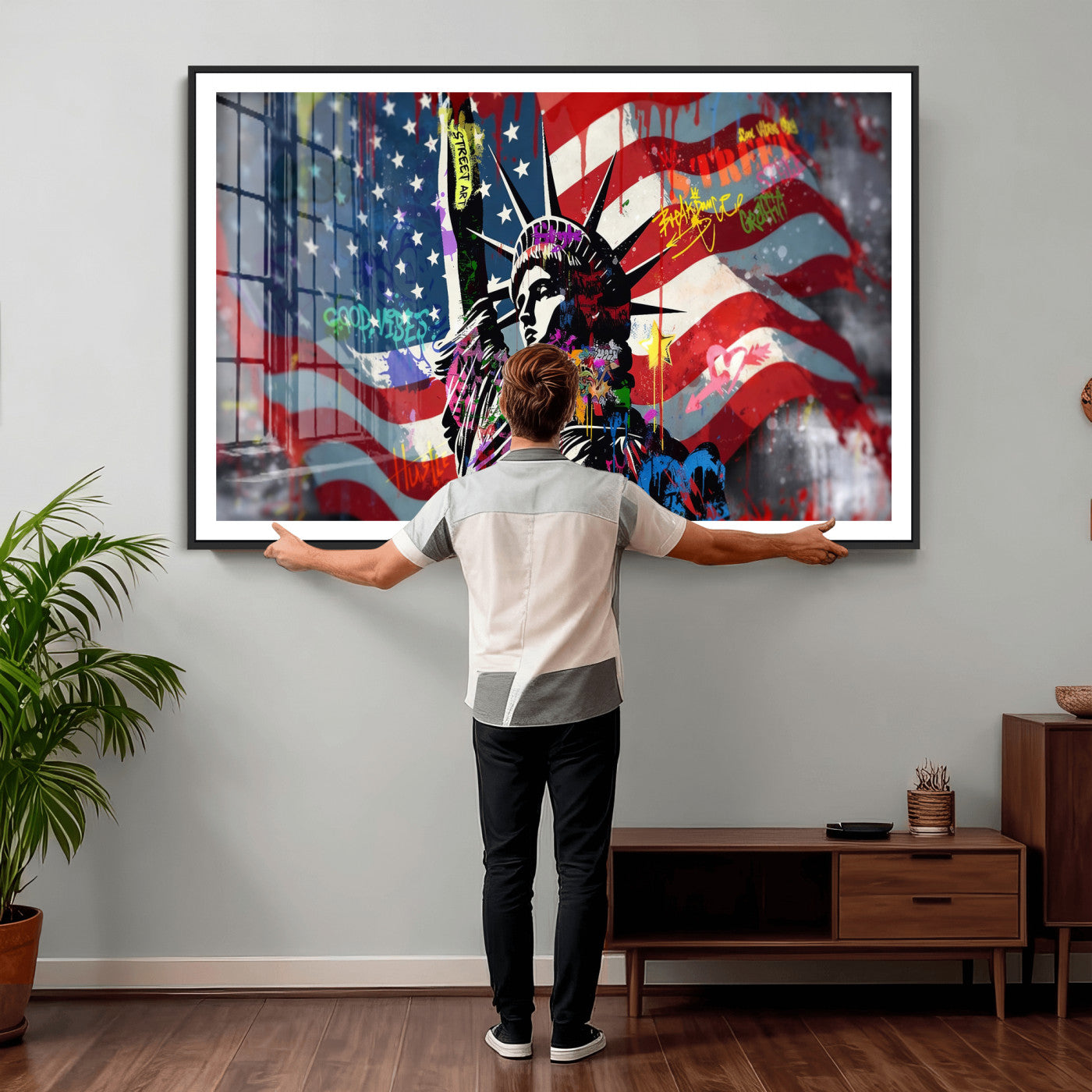 32151941-MGV-CV-36X24 - USA Statue of Liberty Graffiti Street Art Wall Art Canvas Print, American Flag Urban Pop Art Canvas Print, Modern Patriotic Street Art Contemporary Art Printing