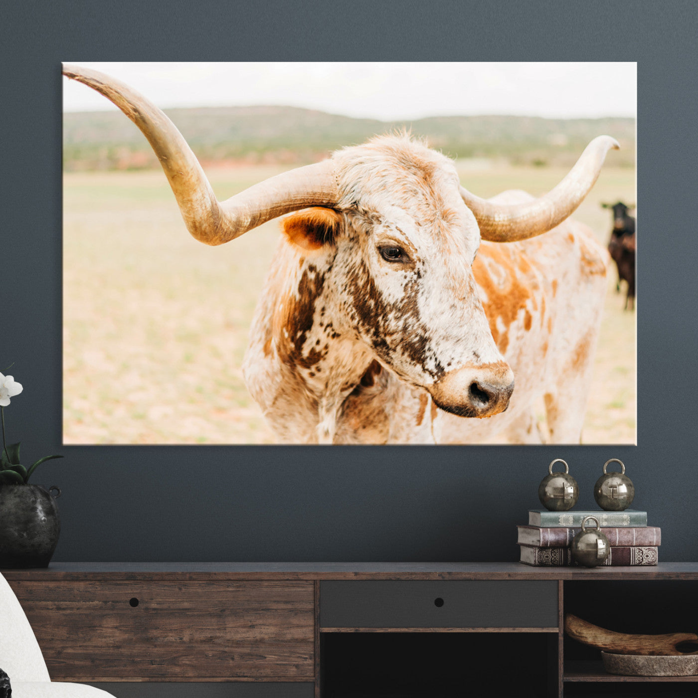 21060648-MGV-CV-36X24-Texas Longhorn Wall Art Canvas Print – Framed Speckled Cow Rustic Bull Western Farmhouse Animal Artwork for Home Office