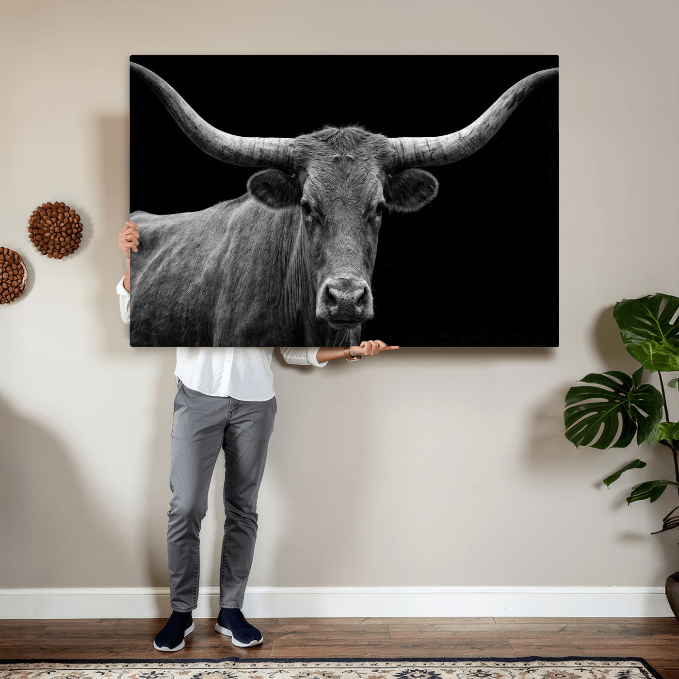 32601430-MGV-CV-36X24 - Texas Longhorn Bull Wall Art Canvas Print, Cow Portrait Photography, Framed Wall Art Ready to Hang