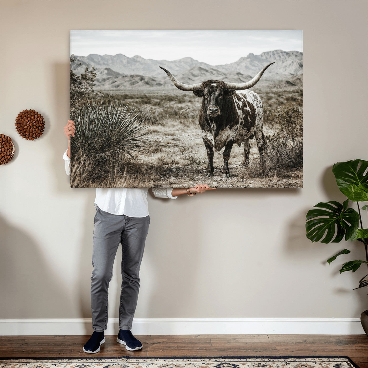 17622011H-MGV-CV-36X24 - Texas Longhorn Bull Wall Art Canvas Print, Western Farmhouse Cowboy Decor, Rustic Texas Ranch Cattle Artwork for Living Room Bedroom Office, Framed Wall Decor