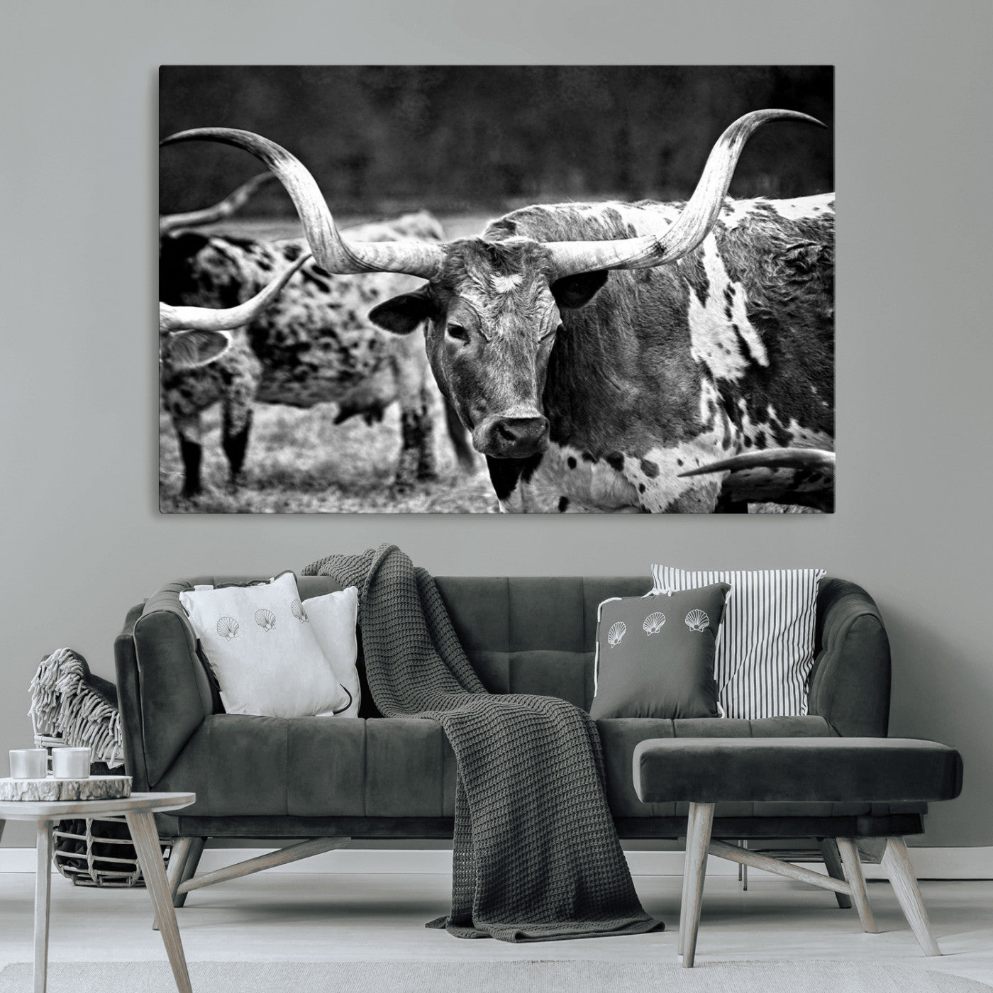 15425553-MGV-CV-36X24-Black & White Longhorn Cattle Wall Art Canvas Print, Rustic Farmhouse Western Design Artwork for Home, Office