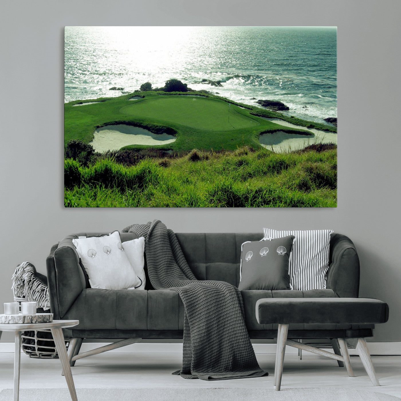 -Coastal Golf Course Wall Art Canvas Print – Scenic Green Surrounded by Sand Bunkers and Ocean Waves Artwork for Home, Office