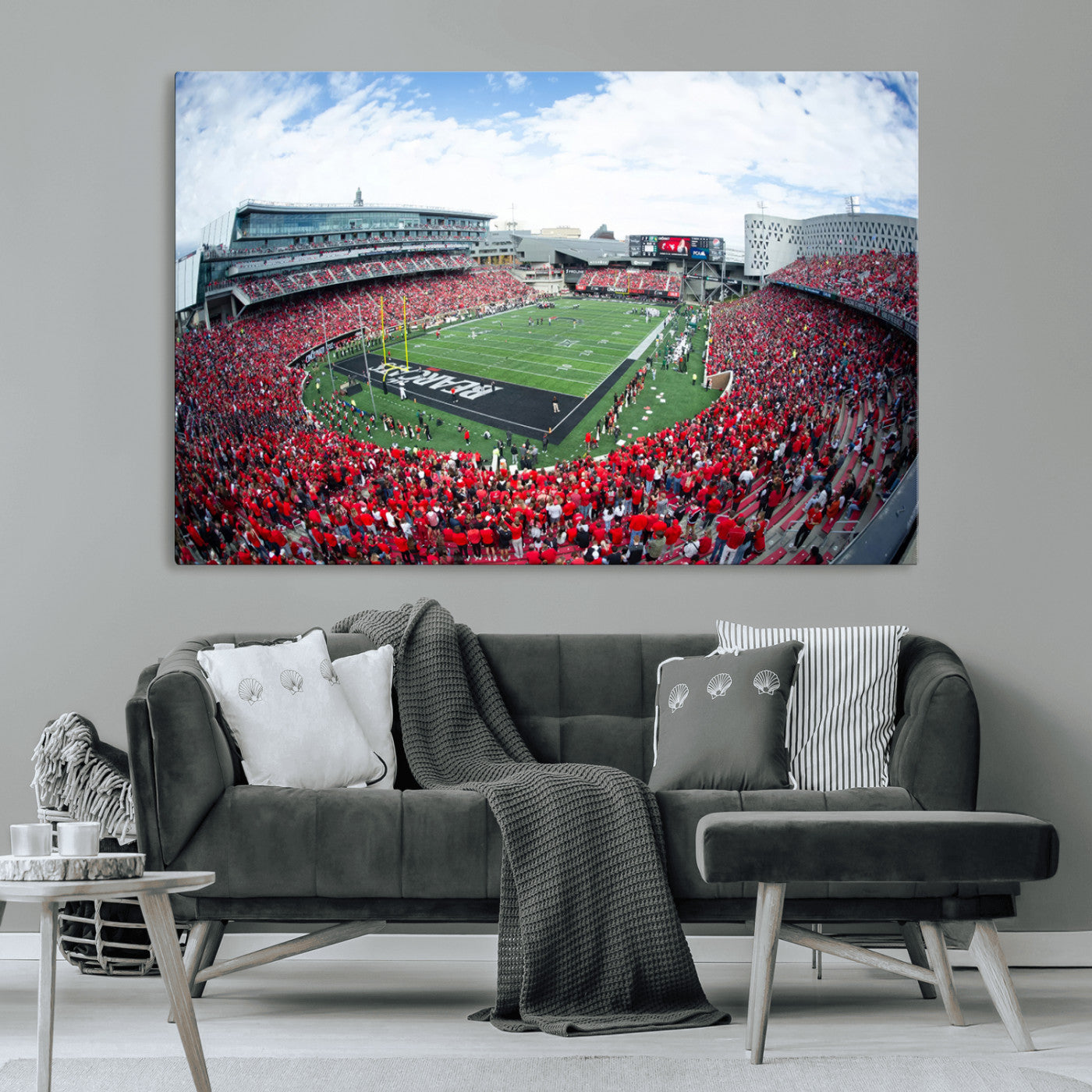 54070-MGV-CV-36X24-Cincinnati Bearcats Football Team Print - Nippert Stadium Wall Art Canvas Print