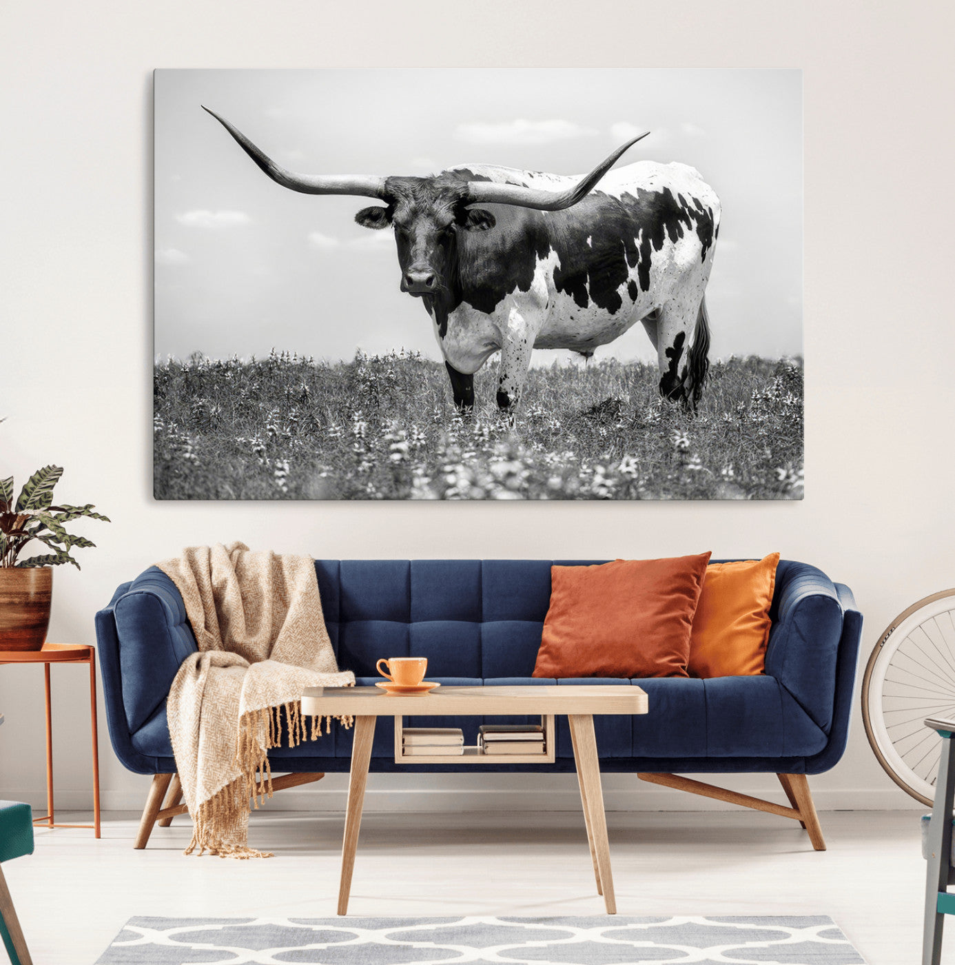 -Texas Black White Highland Longhorn Cow Wall Art Canvas Print