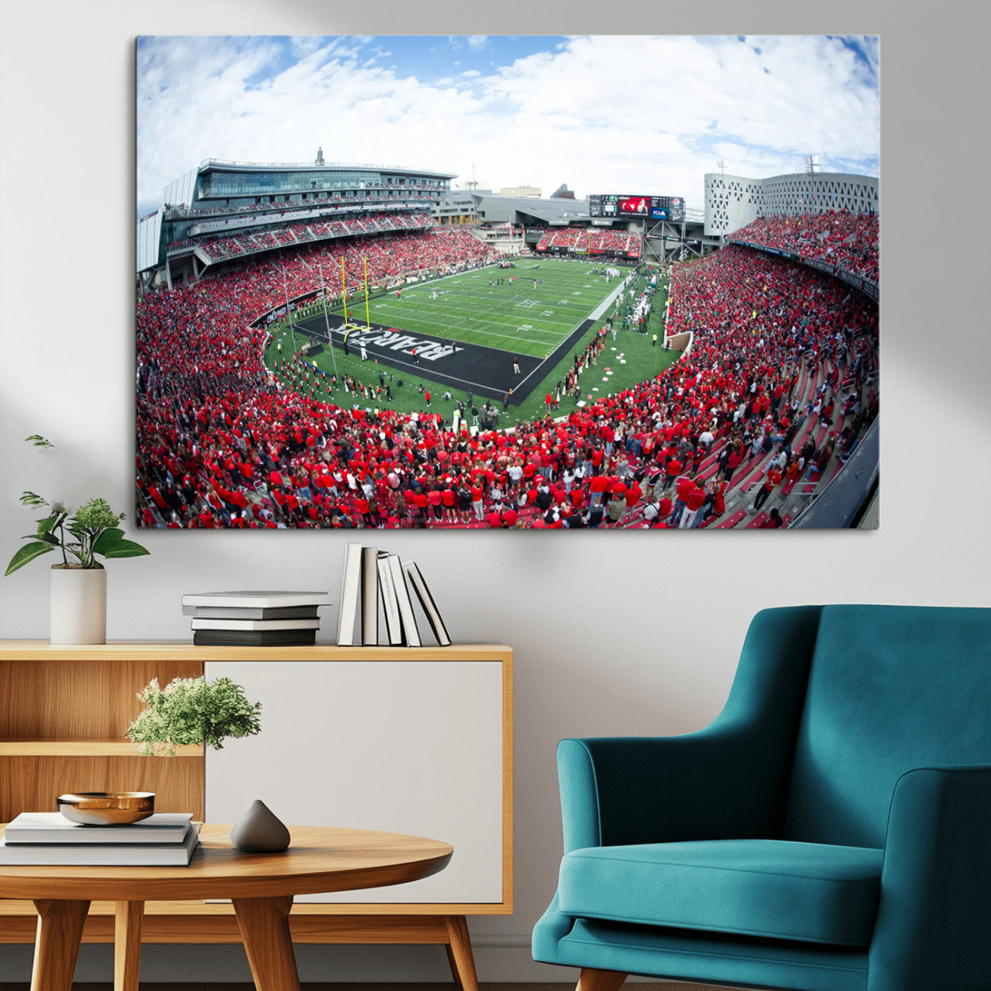 54070-MGV-CV-36X24-Cincinnati Bearcats Football Team Print - Nippert Stadium Wall Art Canvas Print