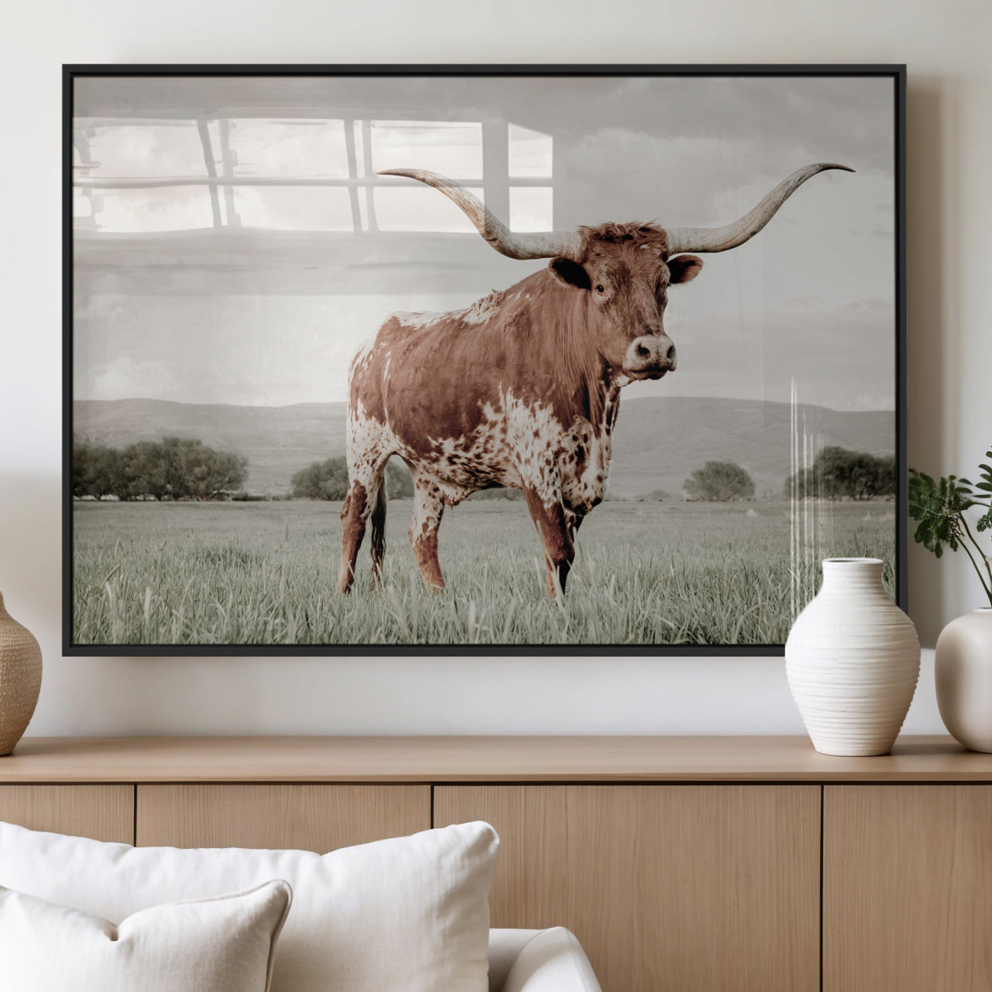 28309012-MGV-CV-36X24 - Texas Longhorn Wall Art Canvas Print, Framed Spotted Cattle Art Picture Print, Horned Bull Perfect Rustic Western Decor Artwork
