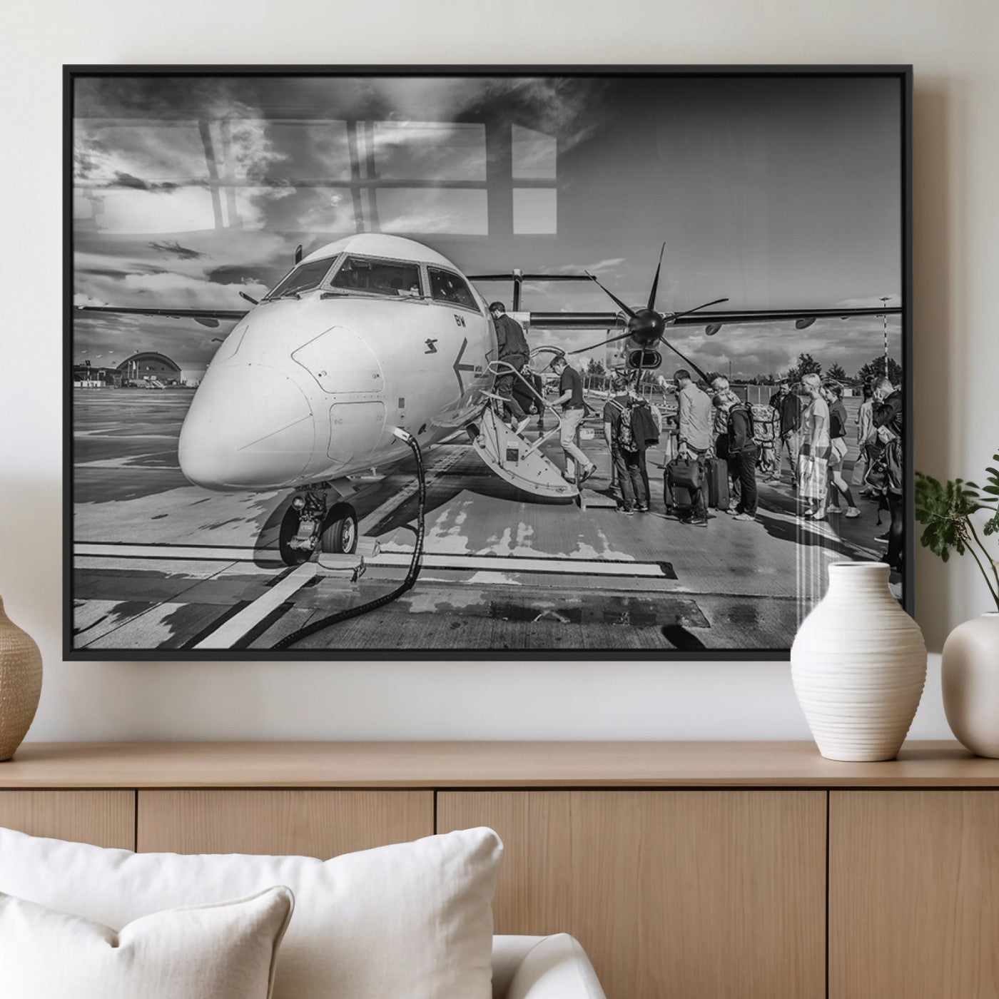 77340-MGV-FP-36X24-3P_Black-Planet Wall Art Canvas Print