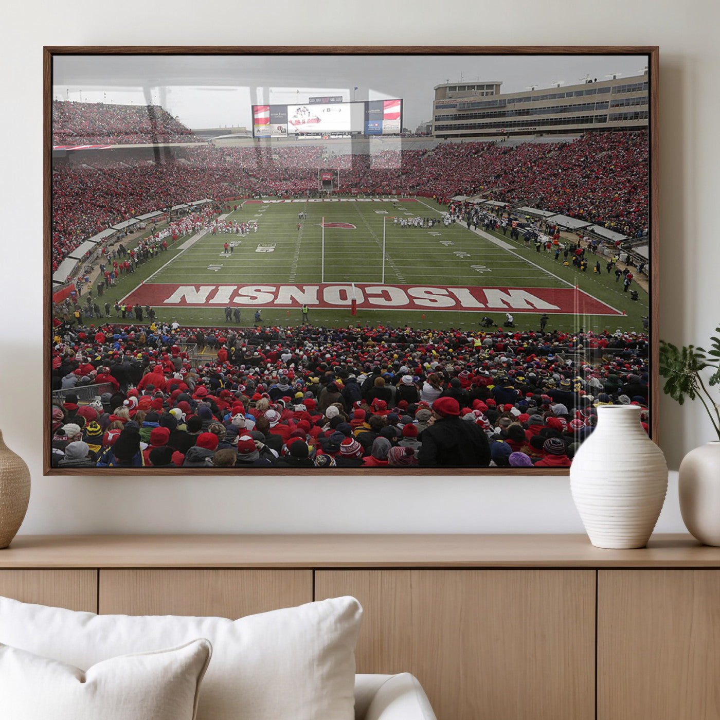 23461-MGV-FP-36X24-3P_Walnut-Wisconsin Badgers Team Print Canvas - Madison Camp Randall Stadium Wall Art Canvas Print