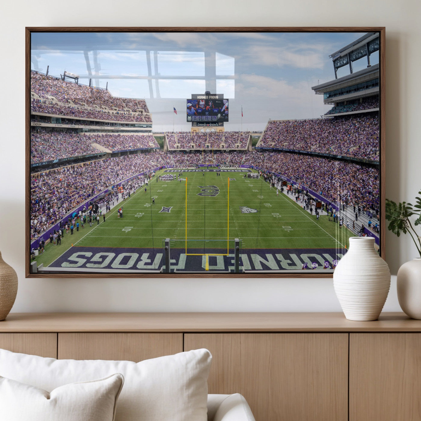 27650-MGV-FP-36X24-3P_Walnut-TCU Horned Frogs Football Team Print - Fort Worth Amon G. Carter Stadium Wall Art Canvas Print