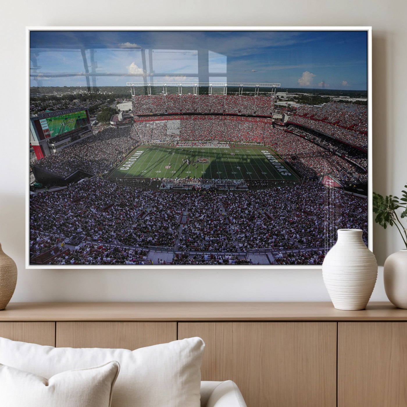 83382-MGV-FP-36X24-3P_White-South Carolina Gamecocks Football Team Print - Columbia Williams-Brice Stadium Wall Art Canvas Print