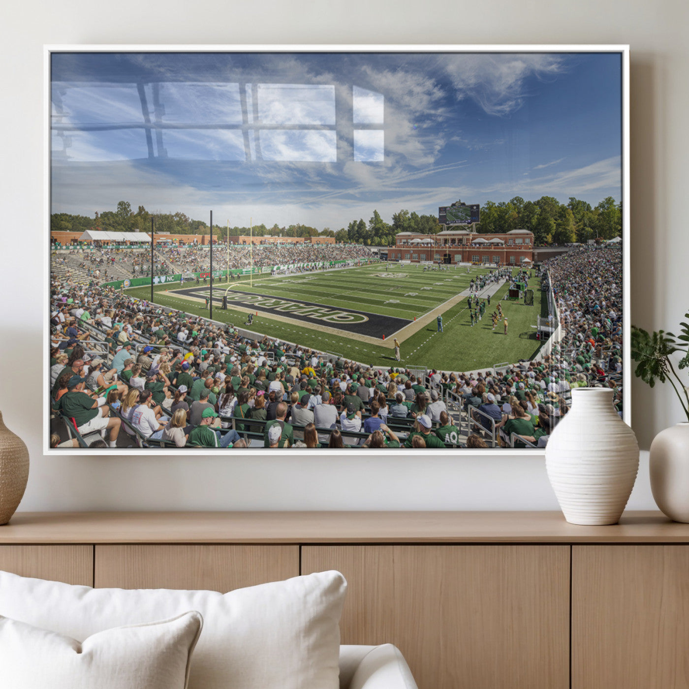 67799-MGV-FP-36X24-3P_White-University of Charlotte 49ers Football Team Print - Charlotte Jerry Richardson Stadium Canvas Print