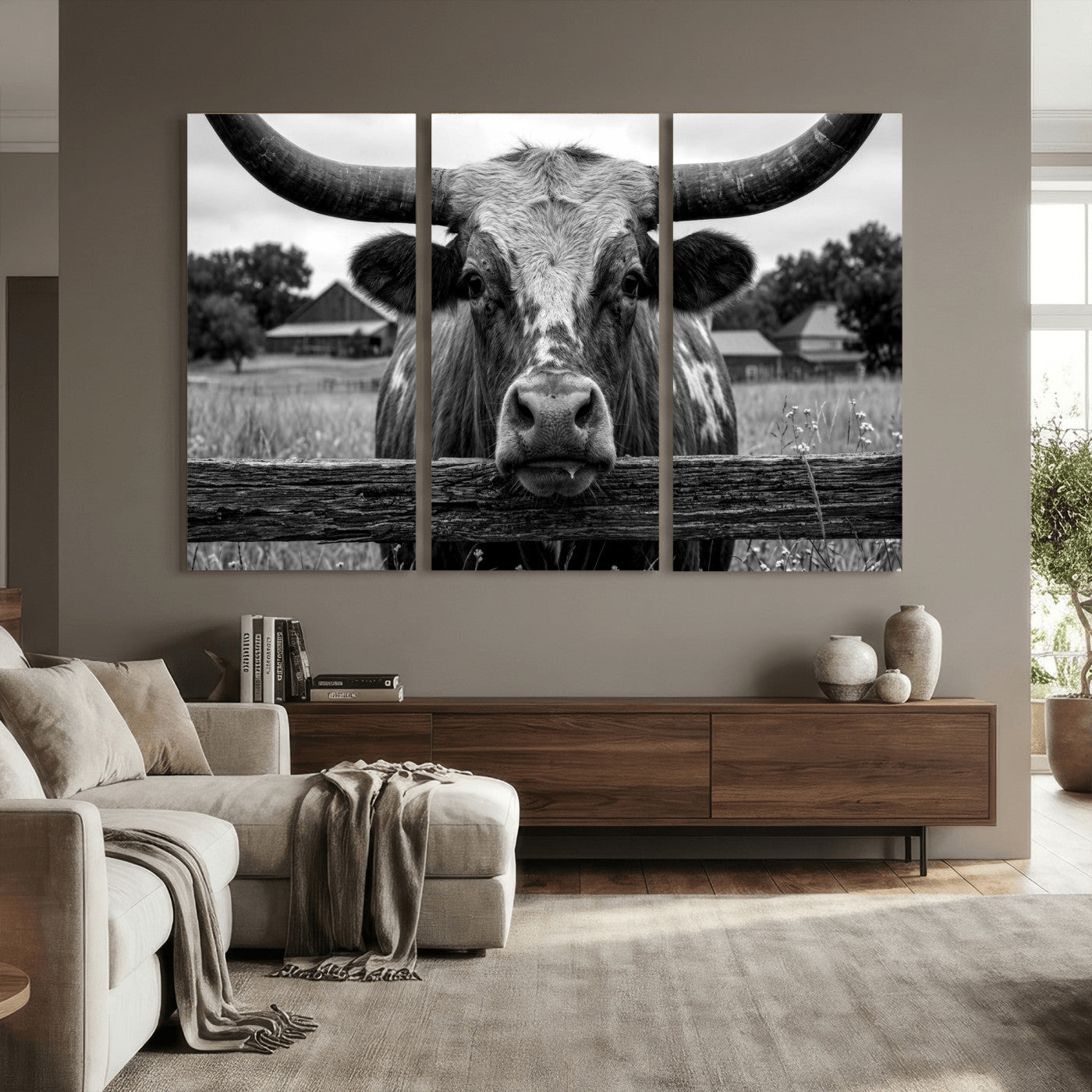 59378683B-MGV-CV-36X24 - Black White Texas Longhorn Bull Canvas Wall Art, Western Ranch Cattle Photography Print, Rustic Farmhouse Cowboy Decor Artwork