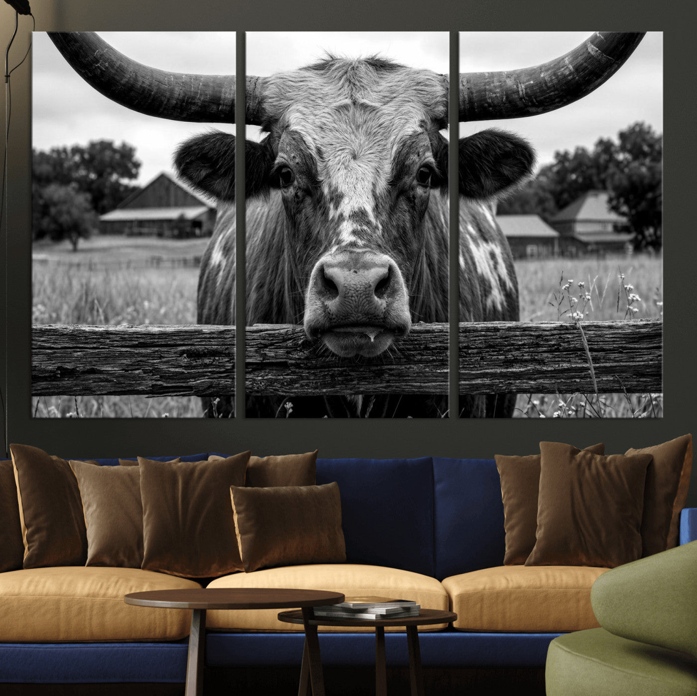 59378683B-MGV-CV-36X24 - Black White Texas Longhorn Bull Canvas Wall Art, Western Ranch Cattle Photography Print, Rustic Farmhouse Cowboy Decor Artwork