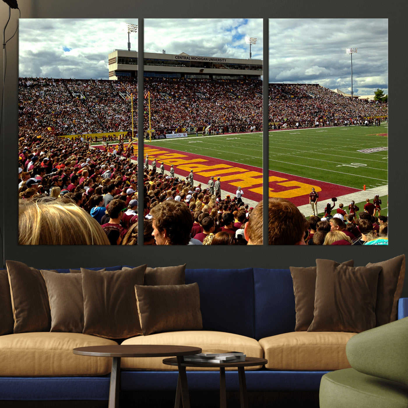 99662-MGV-CV-36X24-Central Michigan University Chippewas Football Team Print - Mount Pleasant Kelly/Shorts Stadium Wall