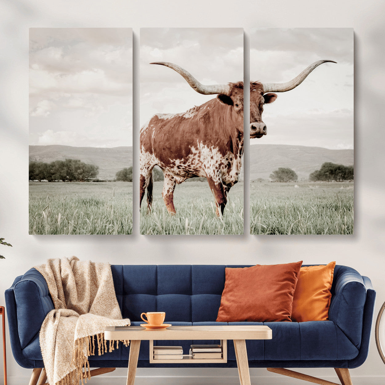 MGV-CV-48X32-3P - Texas Longhorn Wall Art Canvas Print, Framed Spotted Cattle Art Picture Print, Horned Bull Perfect Rustic Western Decor Artwork