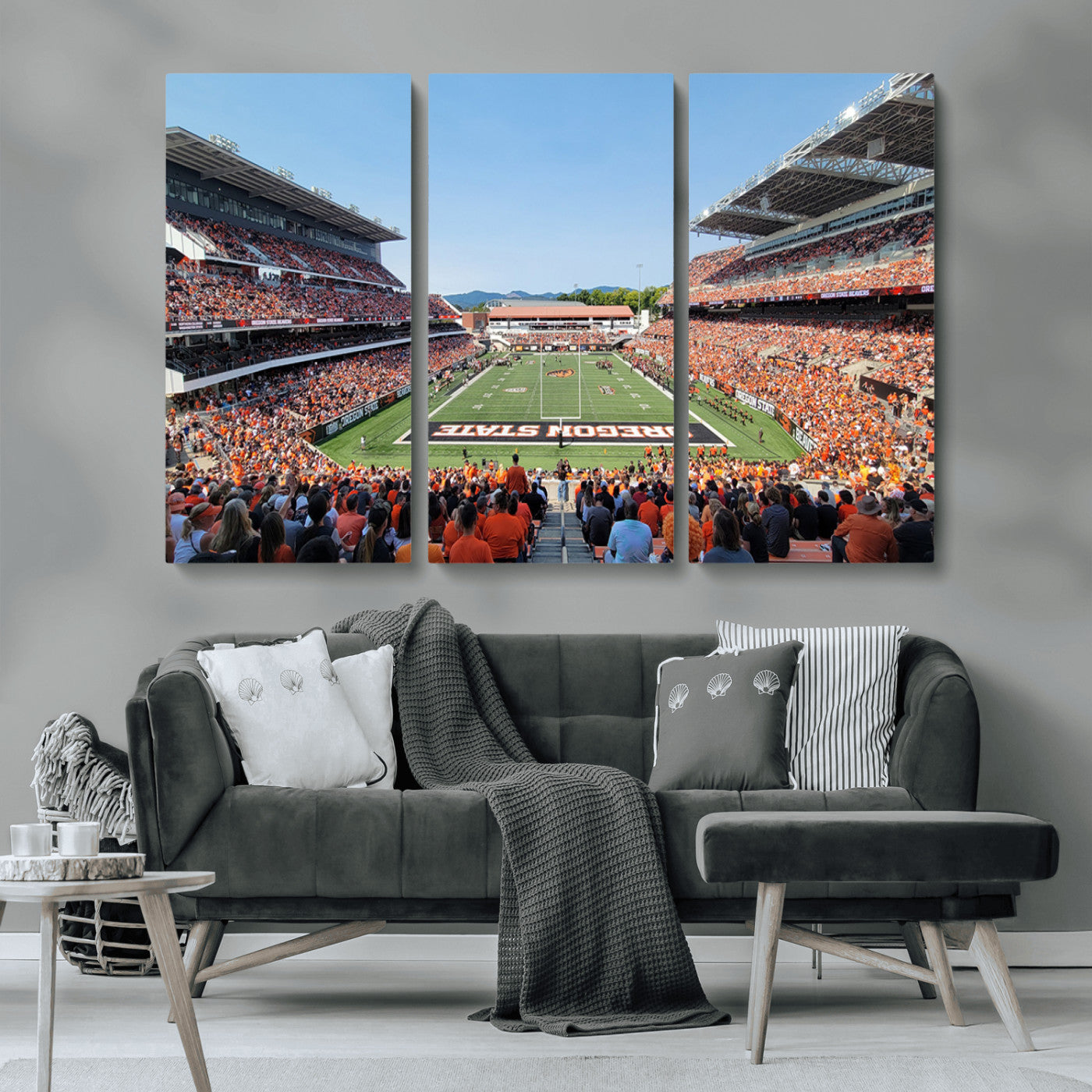 35211-MGV-CV-36X24-Oregon State Beavers Football Team Print - Corvallis Reser Stadium Wall Art Canvas Print