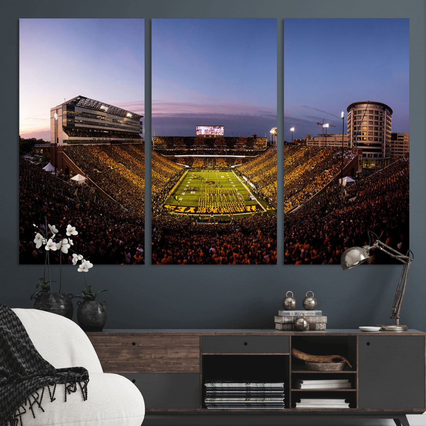 82557-MGV-CV-36X24-Iowa Hawkeyes Kinnick Stadium Wall Art Canvas Print, Framed Iowa Hawkeyes Kinnick Stadium Canvas