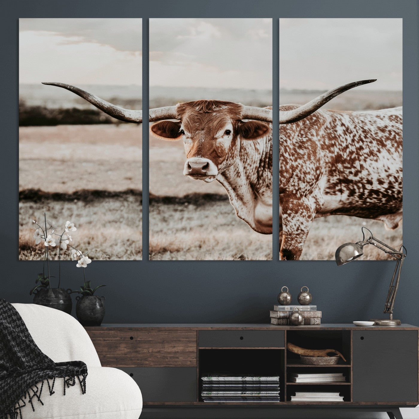 73897046-MGV-CV-36X24 - Texas Longhorn Bull Rustic Wall Art Canvas Print, Western Cattle Photography Canvas Print, Ranch Farm Animal Western Art Printing
