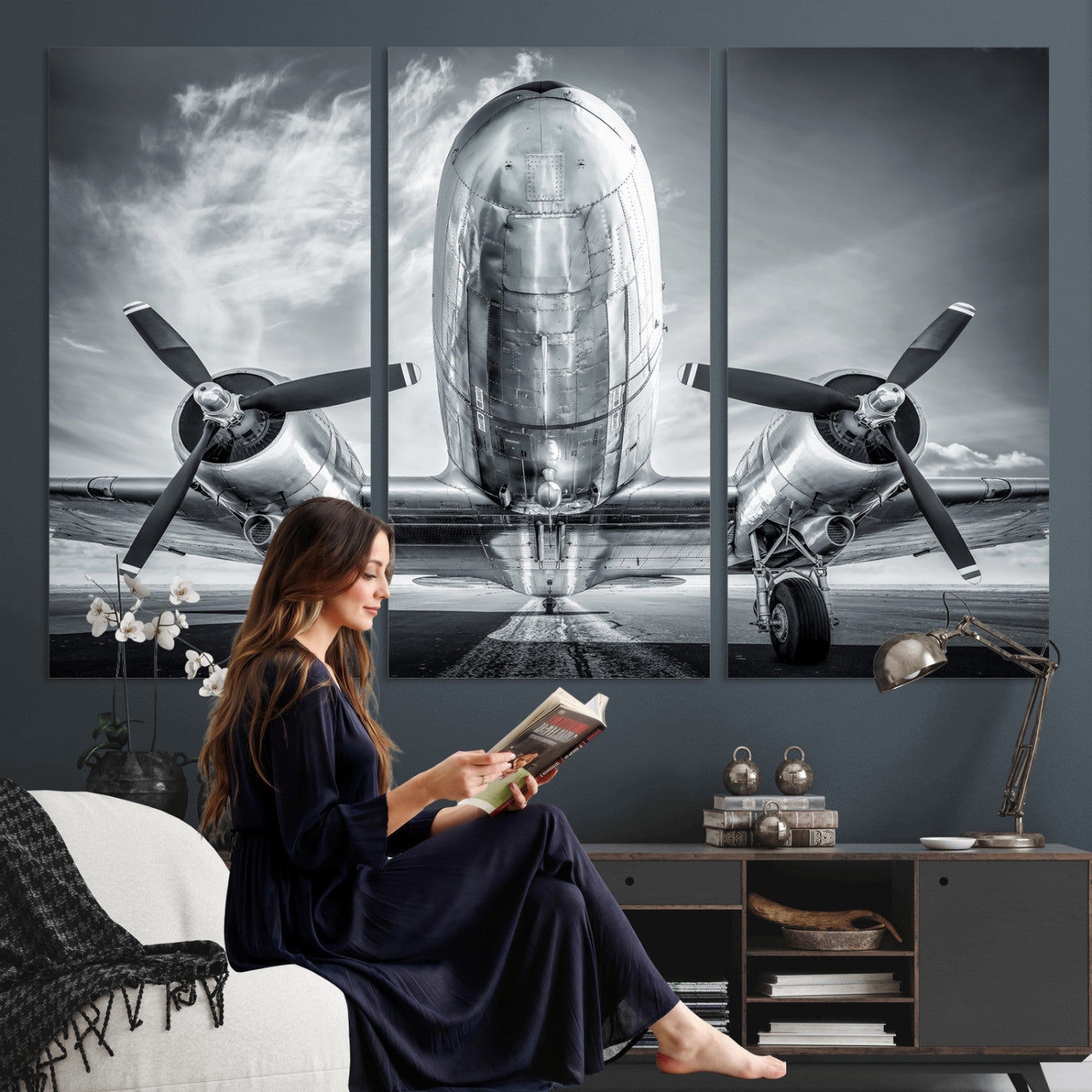 59729636-MGV-CV-36X24 - Vintage Propeller Plane Wall Art Canvas Print, Black and White Airplane Engine Close Up Framed Aviation Artwork for Pilot Office Hangar Decor
