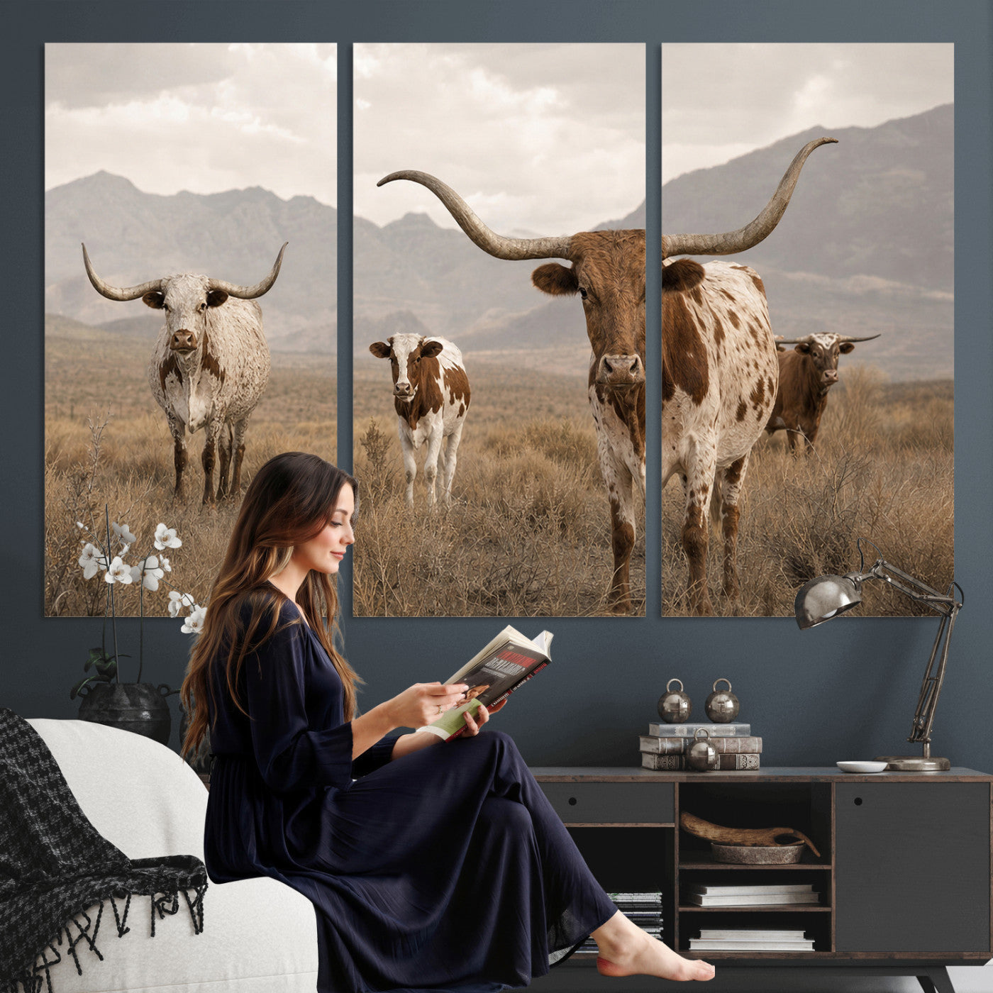 62336425AD-MGV-CV-36X24 - Rustic Texas Longhorn Cow Canvas Wall Art Print, Rustic Farm Animal Photography Print, Farmhouse Country Decor, Western Ranch Art
