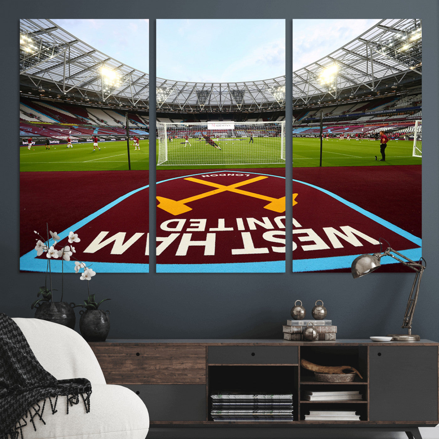 77367-MGV-CV-36X24-West Ham United FC Stadium Canvas Wall Art – London Stadium Football Print – Premier League Team