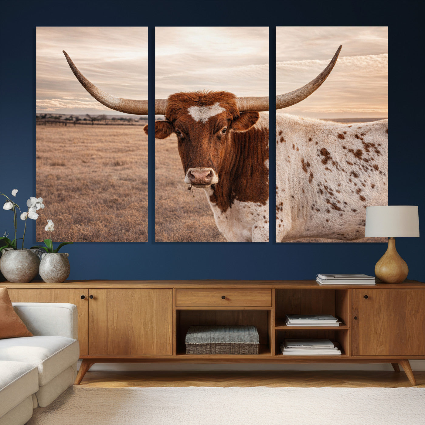 95745718-MGV-CV-36X24 - Longhorn Cow Wall Art – Texas Bull Canvas Print, Rustic Farm Cattle Photography, Western Animal Decor for Country Home, Living Room or Game Room