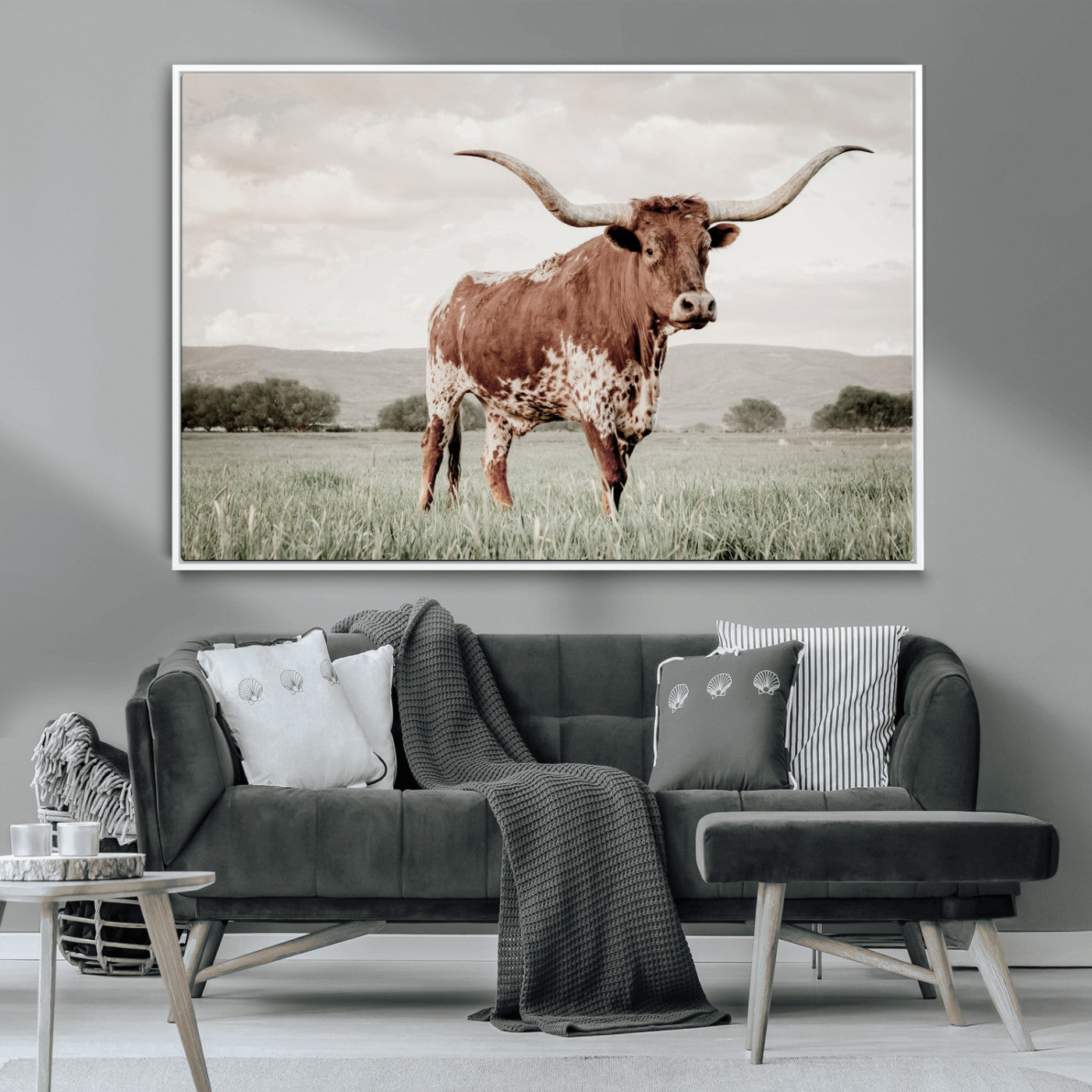 MGV-FC-36X24 - Texas Longhorn Wall Art Canvas Print, Framed Spotted Cattle Art Picture Print, Horned Bull Perfect Rustic Western Decor Artwork