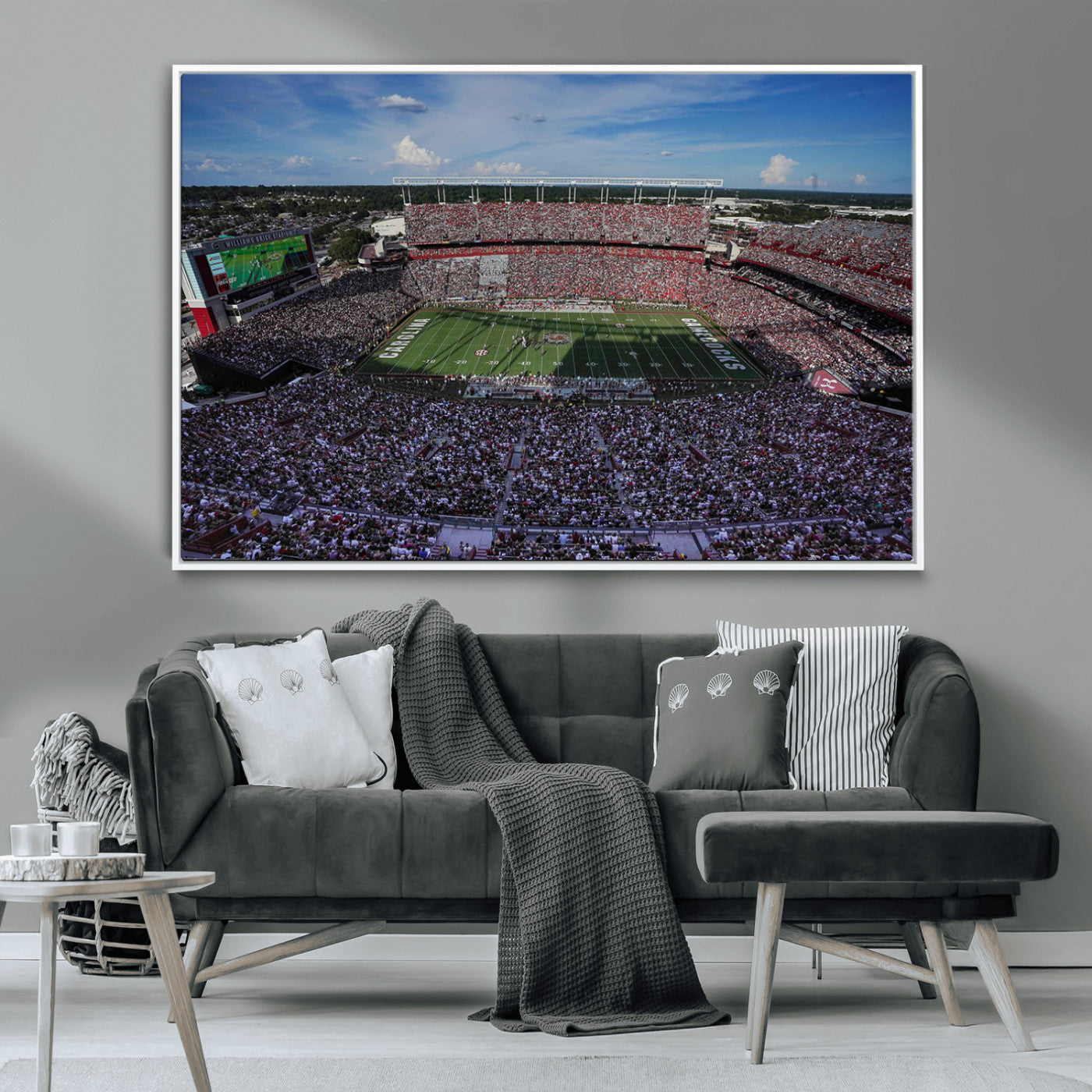 83382-MGV-CV-36X24-South Carolina Gamecocks Football Team Print - Columbia Williams-Brice Stadium Wall Art Canvas Print