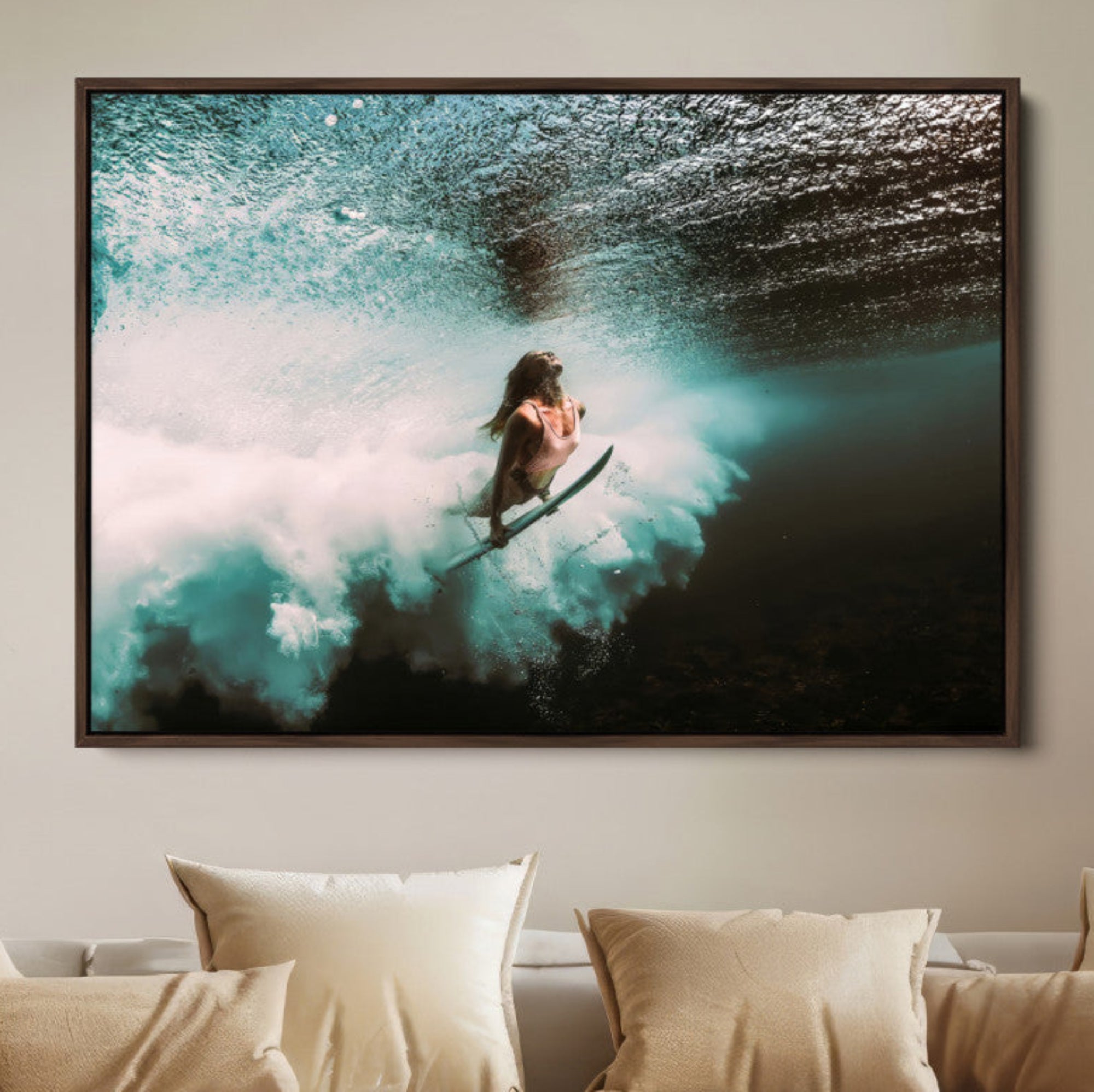 85923512-MGV-FC-40X27-Vibrant Aquatic Motion Wall Art Canvas Print – Framed Underwater Swimming Scene Artwork for Home, Office Decor