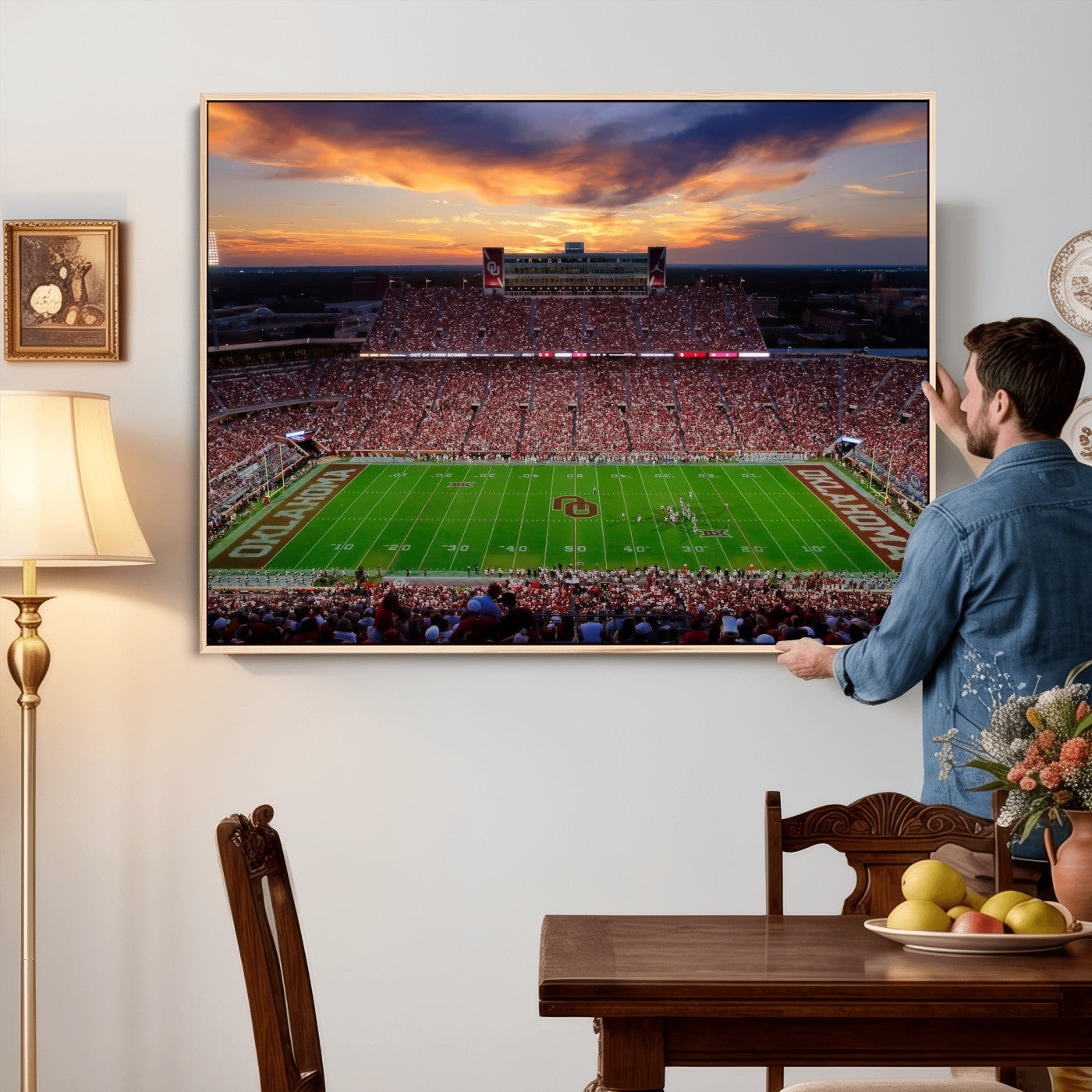 51457497-MGV-CV-36X24 - Oklahoma Sooners Stadium Wall Art Canvas Print, College Football Sunset Game Scene, OU Football Field Panorama Wall Decor