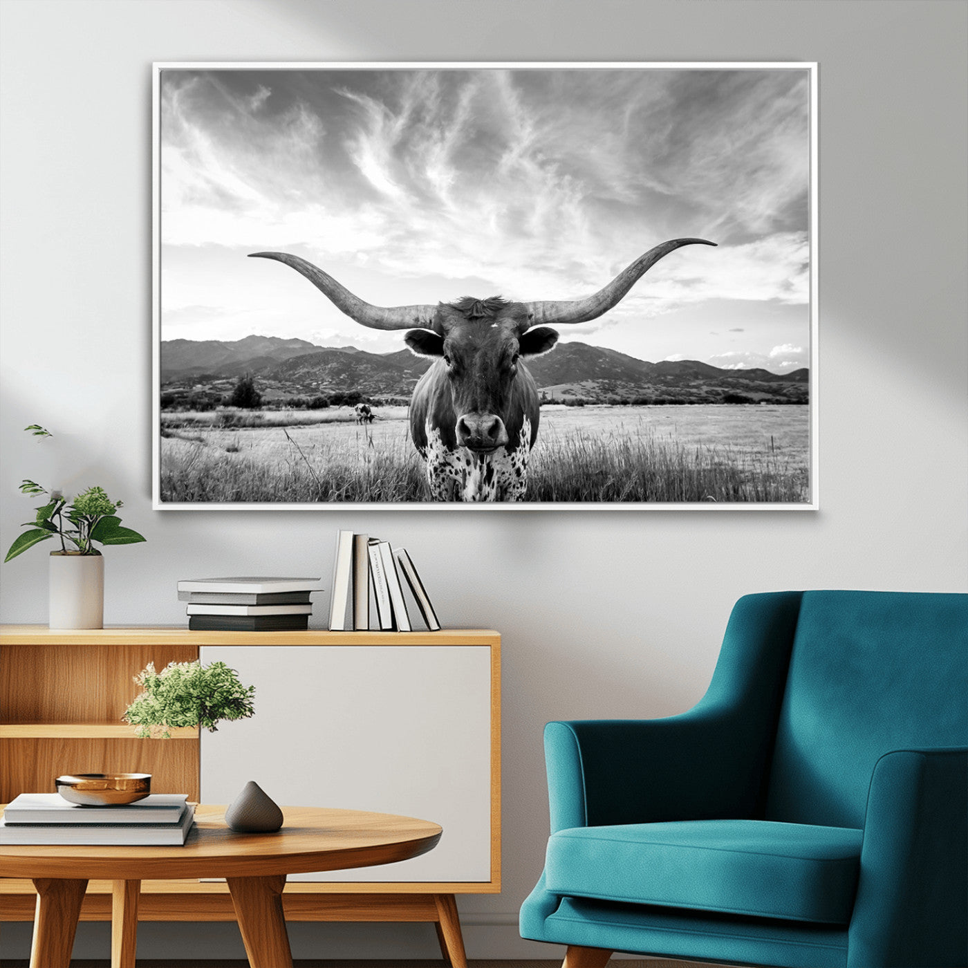 79527-MGV-FC-36X24_White-Longhorn Black and White Wall Art – Rustic Western Bull Canvas Print, Farmhouse Country Decor for Living Room, Office or Ranch, Cowboy Wall Artwork