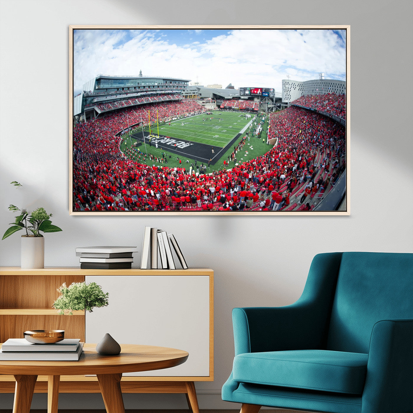 54070-MGV-CV-36X24-Cincinnati Bearcats Football Team Print - Nippert Stadium Wall Art Canvas Print