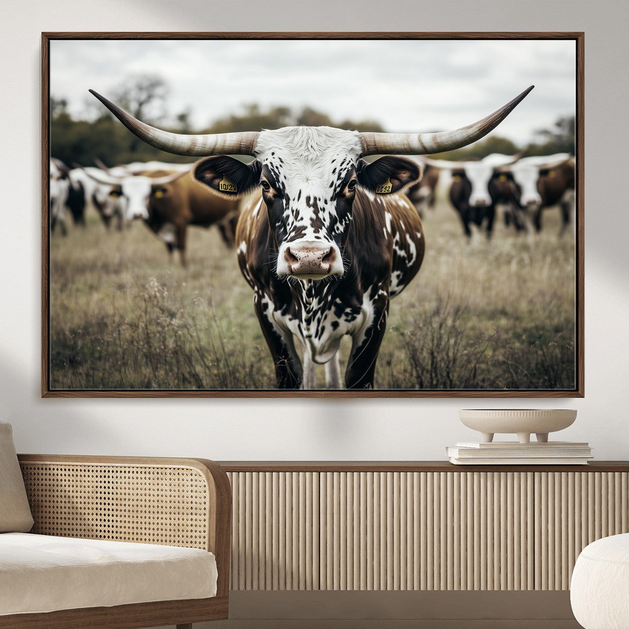 79025945-MGV-CV-36X24-Texas Longhorn Wall Art – Framed Speckled Cow Canvas Artwork, Horned Cattle Design, Western Ranch Decor for Home, Office