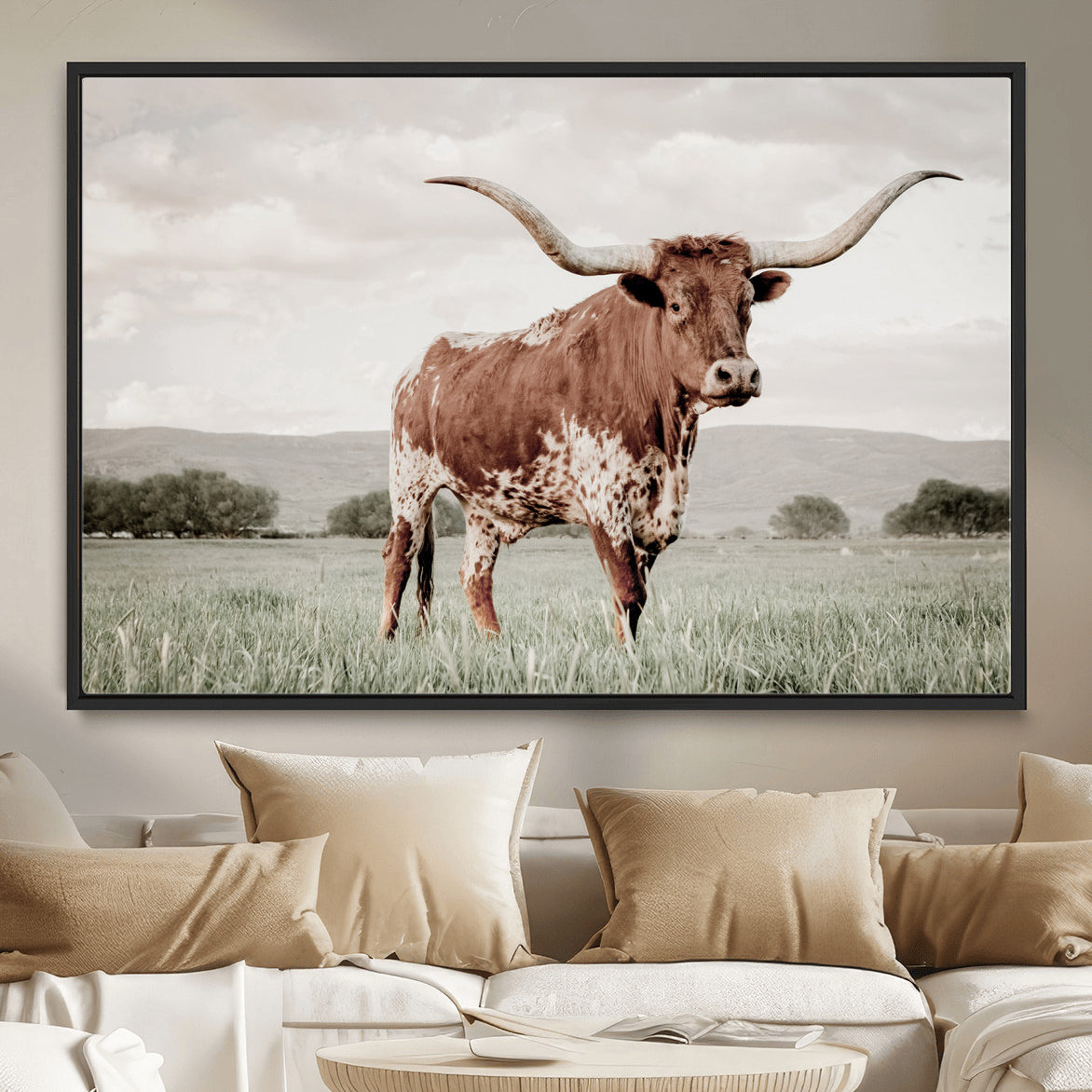 MGV-FC-36X24 - Texas Longhorn Wall Art Canvas Print, Framed Spotted Cattle Art Picture Print, Horned Bull Perfect Rustic Western Decor Artwork