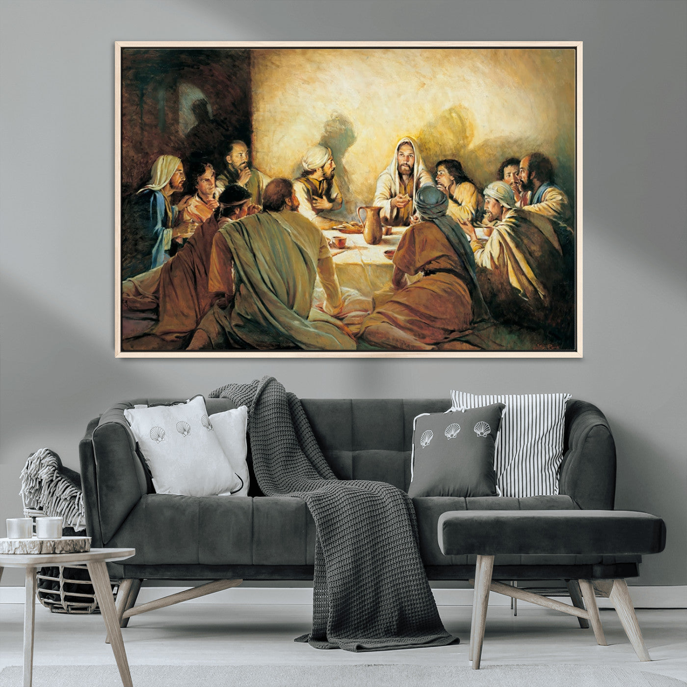 Framed canvas print of the Last Supper, depicting Jesus and his disciples, perfect for religious or Christian-themed home decor.