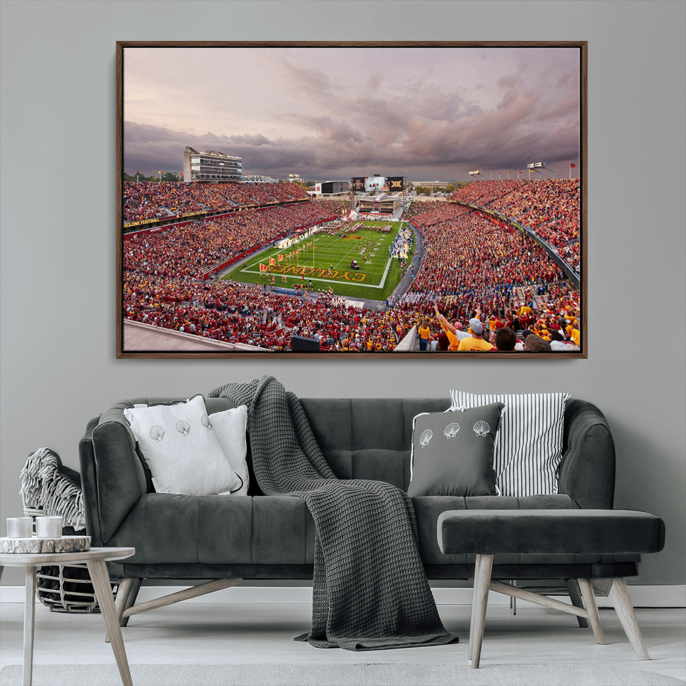 50373-MGV-CV-36X24-Iowa State University Cyclones Football Team Print - Ames Jack Trice Stadium Wall Art Canvas Print