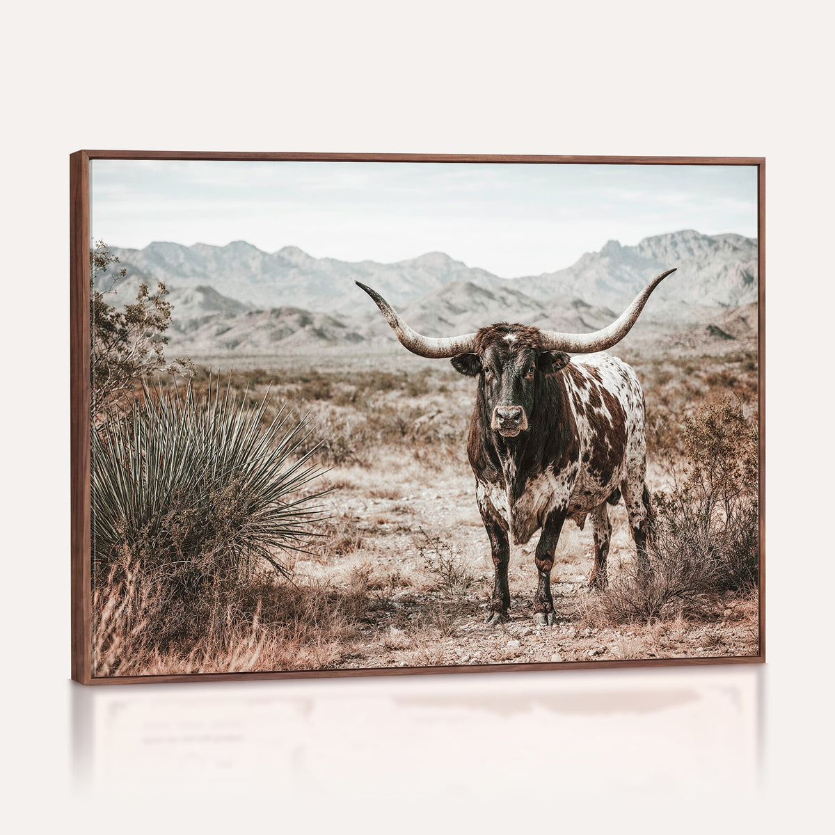 17622011H-MGV-CV-36X24 - Texas Longhorn Bull Wall Art Canvas Print, Western Farmhouse Cowboy Decor, Rustic Texas Ranch Cattle Artwork for Living Room Bedroom Office, Framed Wall Decor