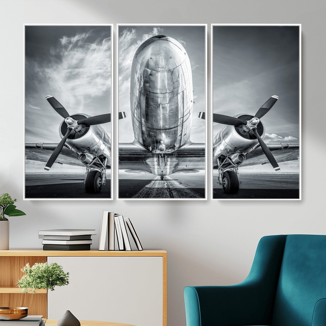 59729636-MGV-CV-36X24 - Vintage Propeller Plane Wall Art Canvas Print, Black and White Airplane Engine Close Up Framed Aviation Artwork for Pilot Office Hangar Decor