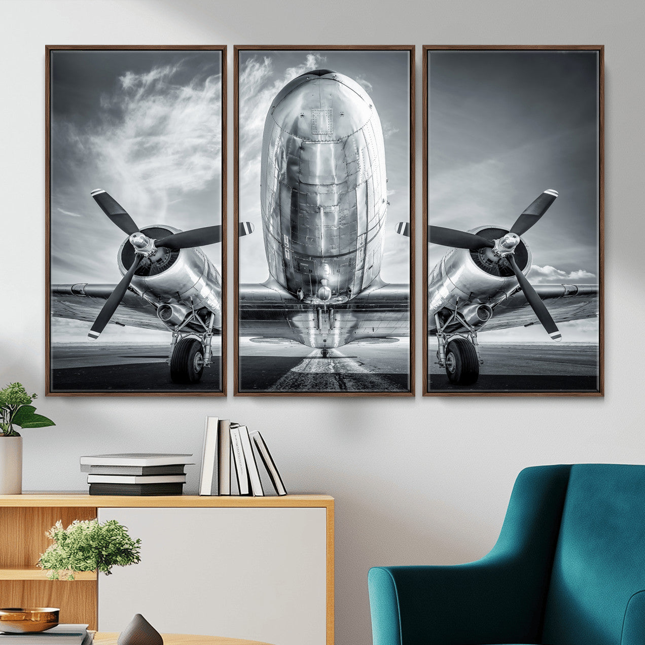 59729636-MGV-CV-36X24 - Vintage Propeller Plane Wall Art Canvas Print, Black and White Airplane Engine Close Up Framed Aviation Artwork for Pilot Office Hangar Decor