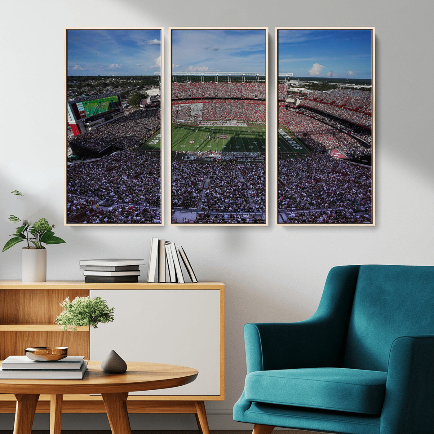 83382-MGV-CV-36X24-South Carolina Gamecocks Football Team Print - Columbia Williams-Brice Stadium Wall Art Canvas Print