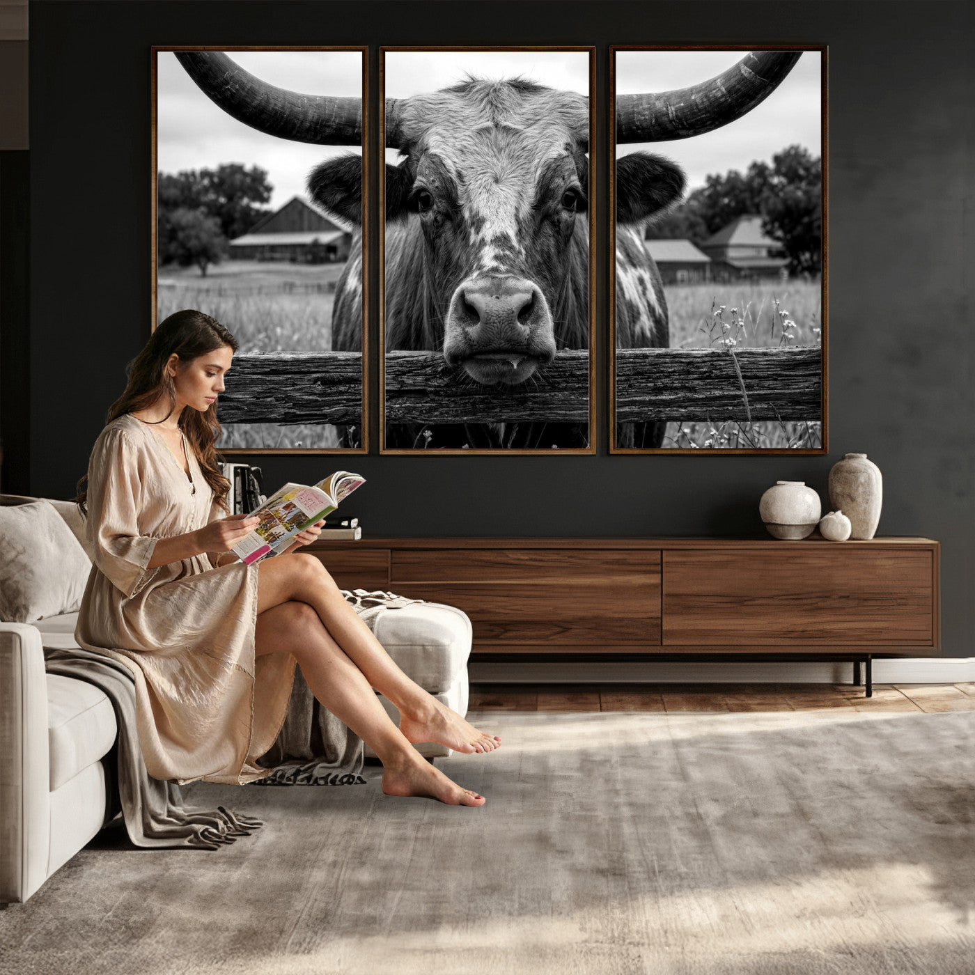 59378683B-MGV-CV-36X24 - Black White Texas Longhorn Bull Canvas Wall Art, Western Ranch Cattle Photography Print, Rustic Farmhouse Cowboy Decor Artwork