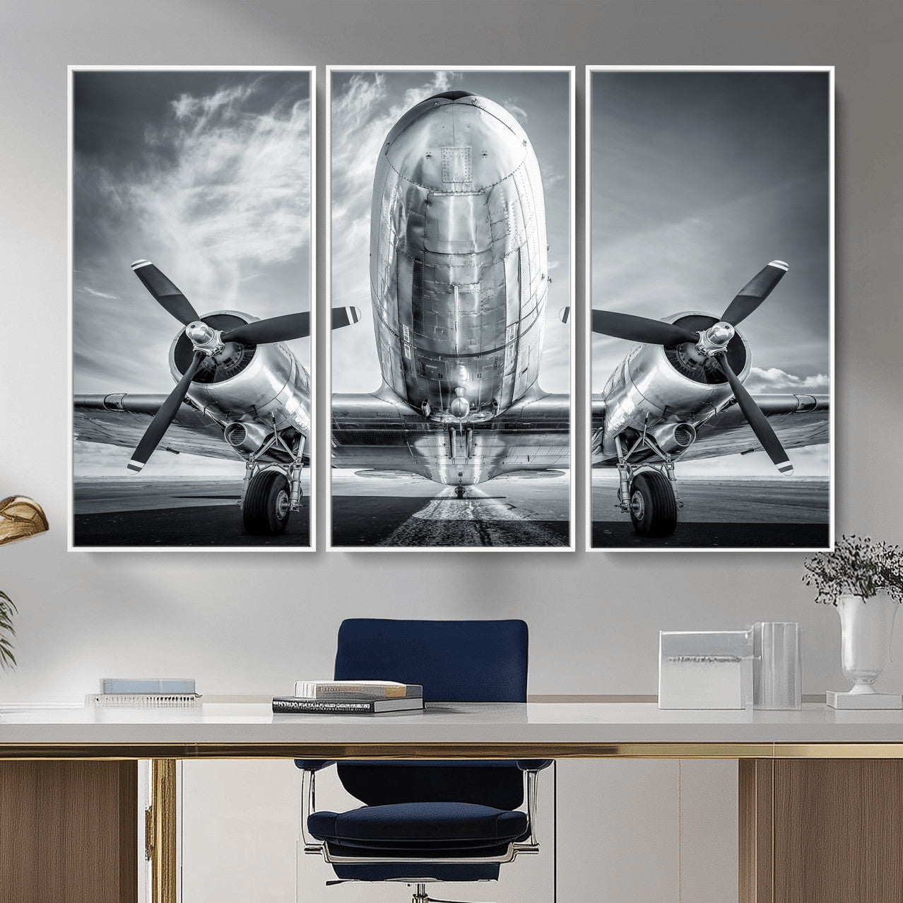 59729636-MGV-CV-36X24 - Vintage Propeller Plane Wall Art Canvas Print, Black and White Airplane Engine Close Up Framed Aviation Artwork for Pilot Office Hangar Decor