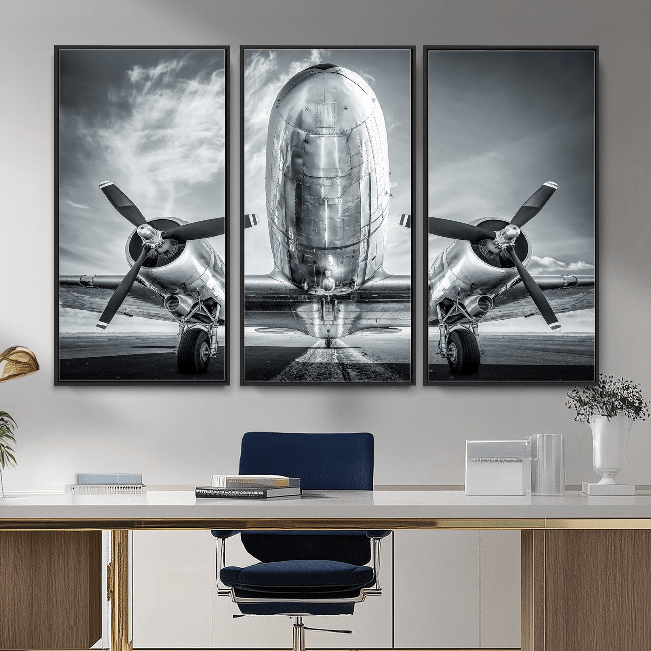 59729636-MGV-CV-36X24 - Vintage Propeller Plane Wall Art Canvas Print, Black and White Airplane Engine Close Up Framed Aviation Artwork for Pilot Office Hangar Decor