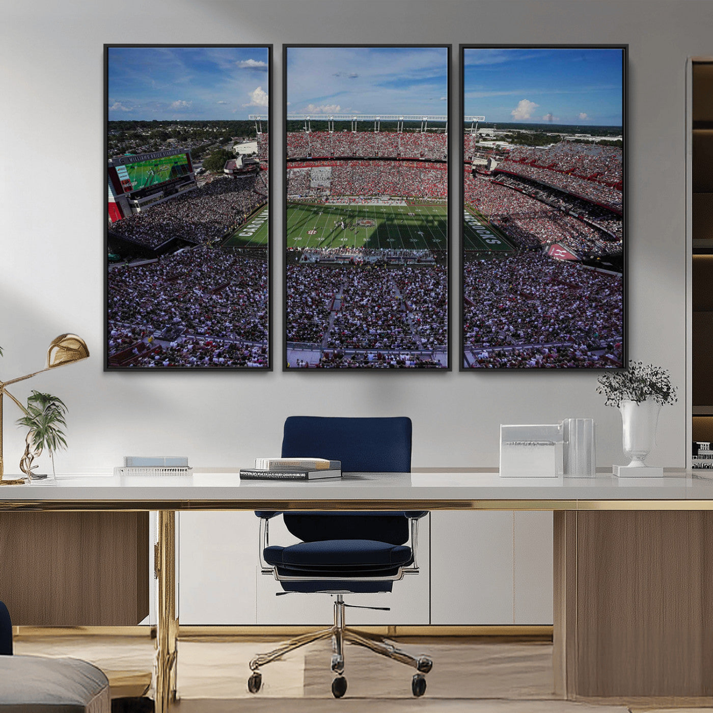 83382-MGV-CV-36X24-South Carolina Gamecocks Football Team Print - Columbia Williams-Brice Stadium Wall Art Canvas Print